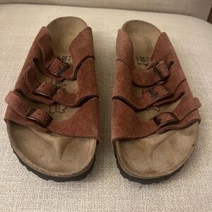 Birkenstock Triple Strap Suede Sandals – Size 39 (US Women’s 8 / Men’s 6)